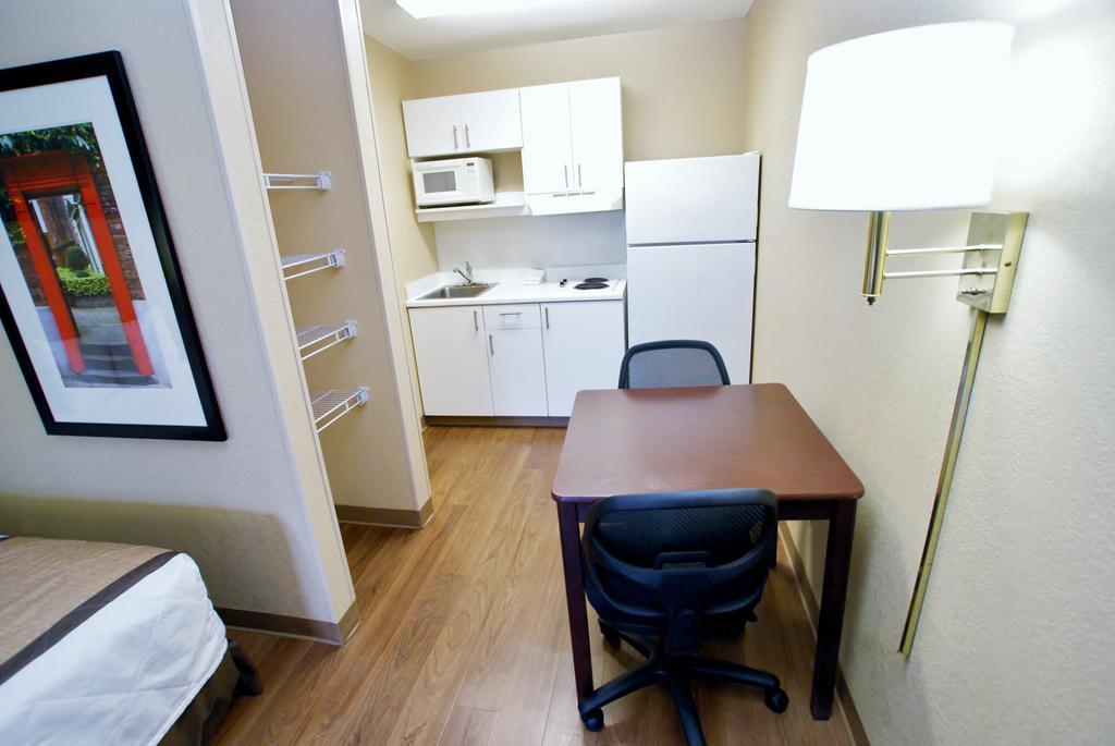 Extended Stay America Suites - Richmond - W Broad Street - Glenside - South Esterno foto